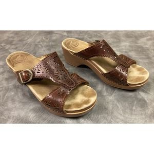 Dansko Womens Sapphire Sandal Clog Brown Leather Open Toe Size 40 EU 9.5-10
